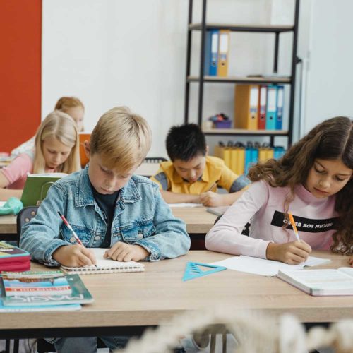 Schüler lösen Foerbs Labyrinthe