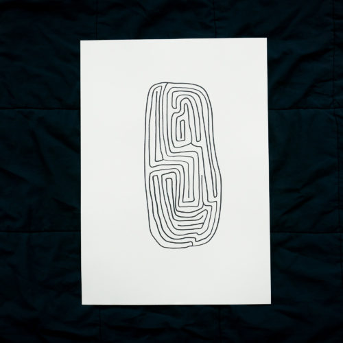 Handgezeichnetes Labyrinth in Form eines Fingerabdrucks
