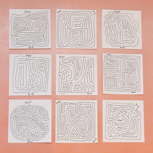 Notizzettel mit Labyrinthen